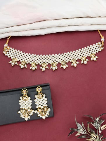 Pearls Choker Necklace Set in Gold finish - CNB21220