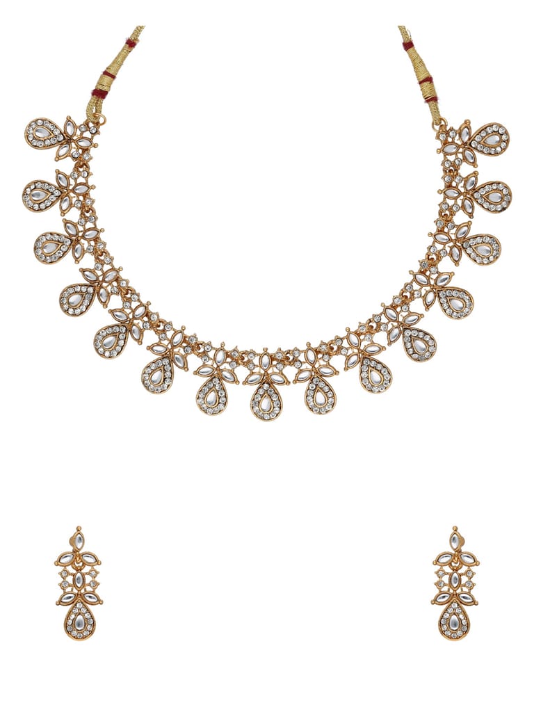Traditional Necklace Set in Gold finish - CNB38201