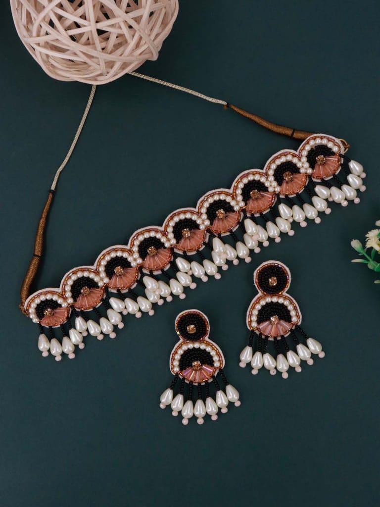 Traditional Choker Necklace Set - CNB38361