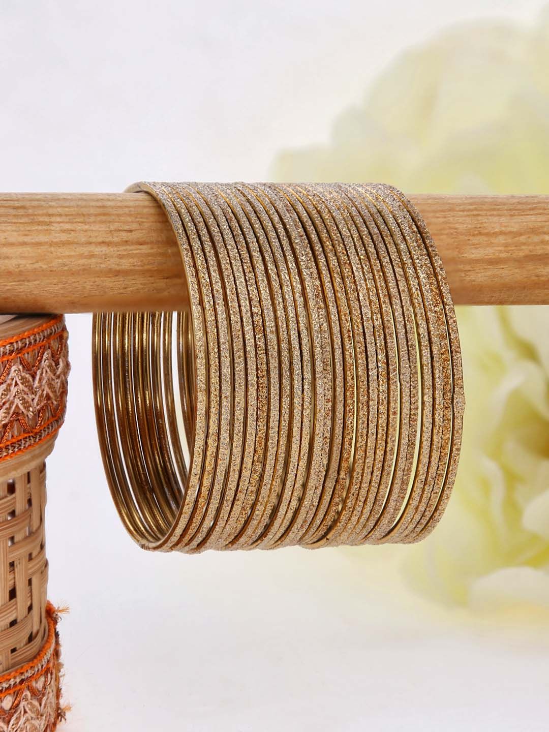 Metal Bangles in Gold finish - 1132GO