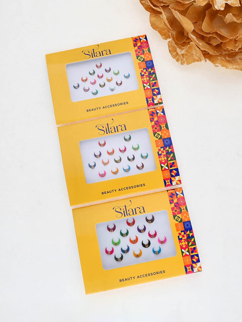 Traditional Bindis in Assorted color - D306