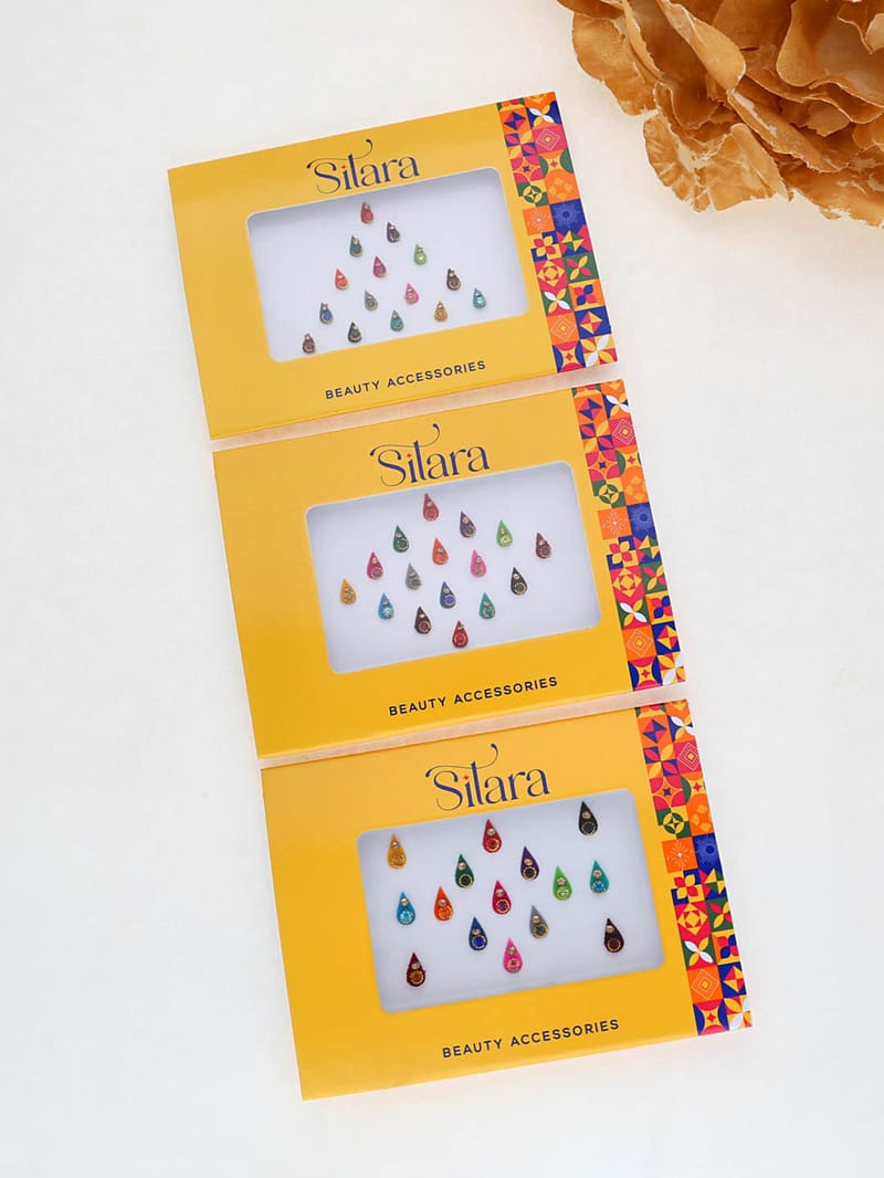 Traditional Bindis in Assorted color - D322