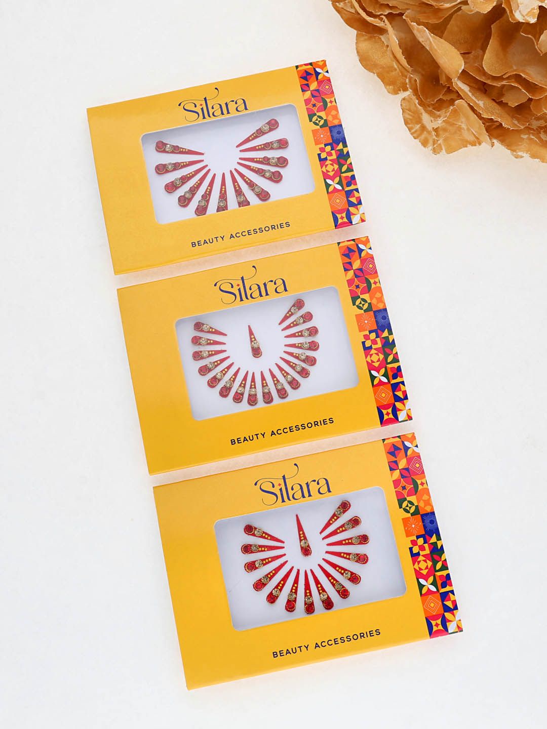 Traditional Bindis in Red color - D334