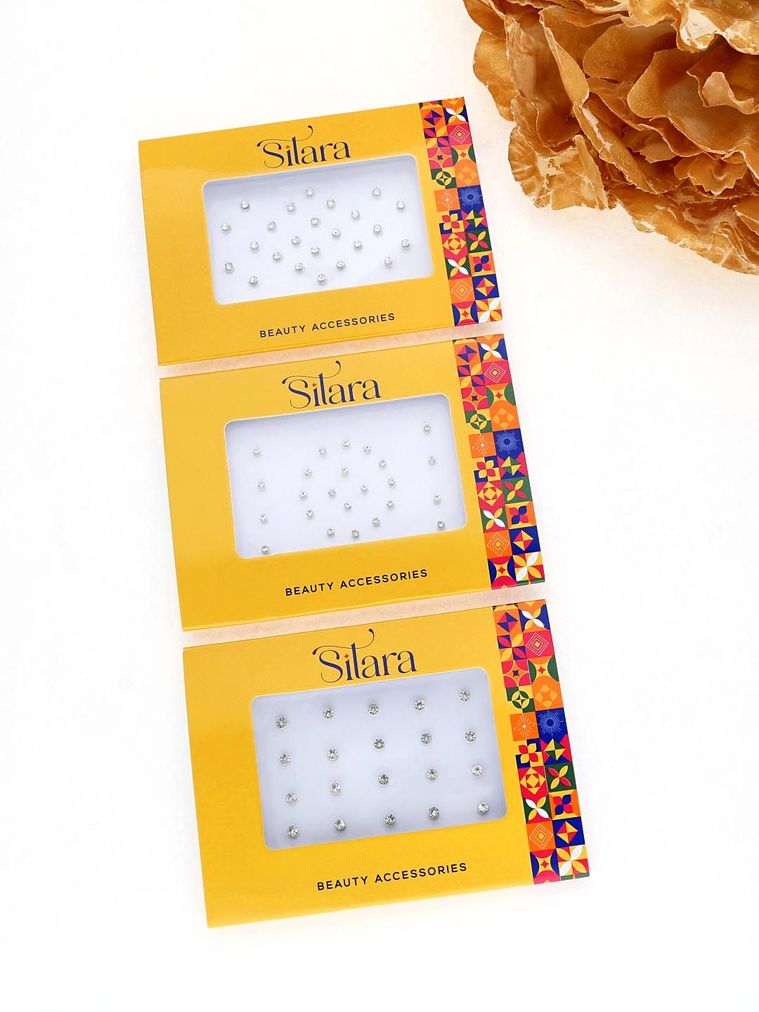 Traditional Bindis in White color - SR009