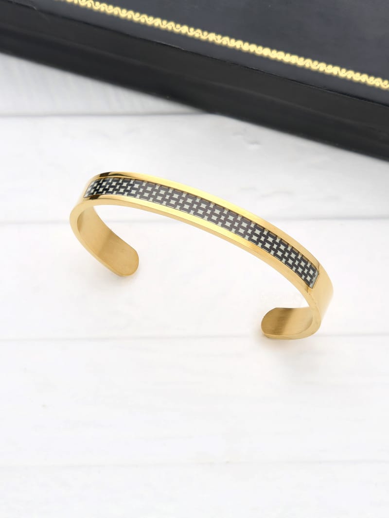 Men's Kada Bracelet in Gold finish - THF1243