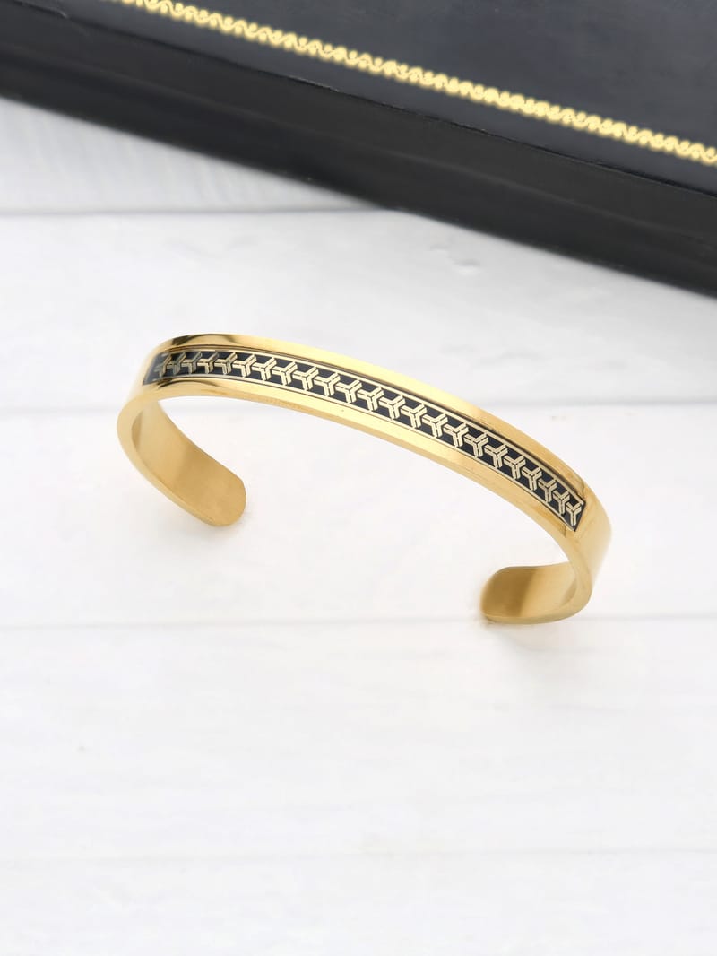 Men's Kada Bracelet in Gold finish - THF1247