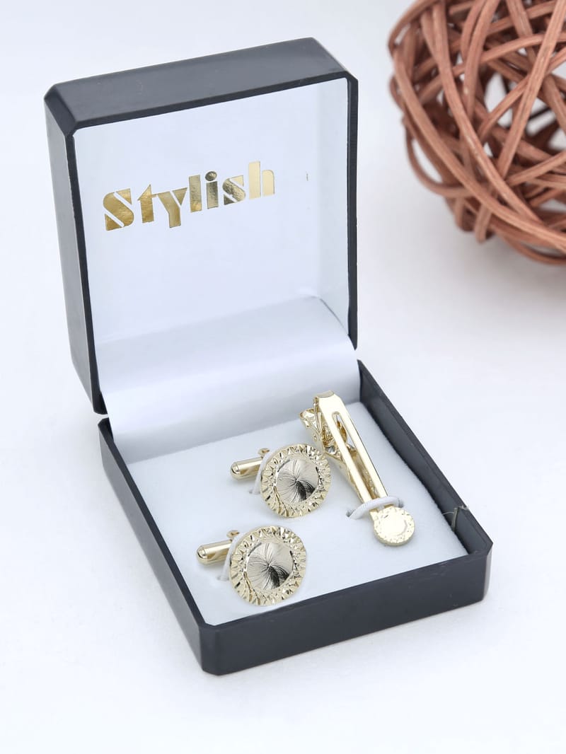 Cufflinks with Tie Clip in Gold finish - THF1528