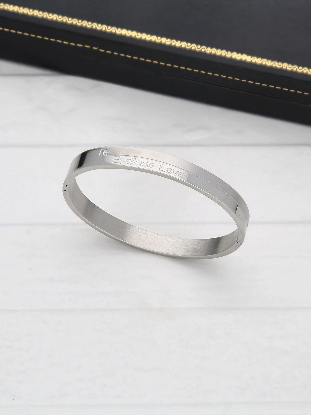 Western Kada Bracelet in Rhodium finish - THF1602