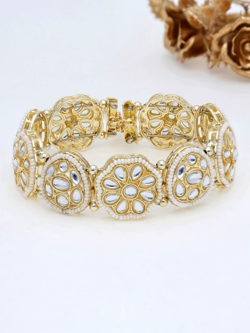 Kundan Loose / Link Bracelet in Gold finish - R3055GO